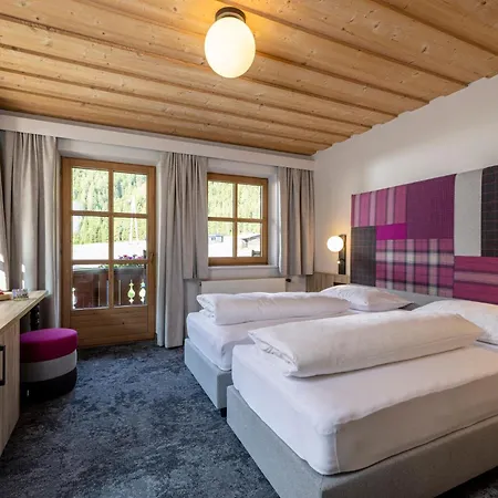 Kinder-&gletscherhotel Hintertuxerhof Hotel 4*