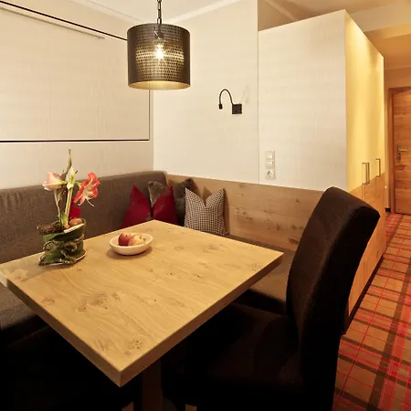 Kinder-&gletscherhotel Hintertuxerhof Hotel 4*