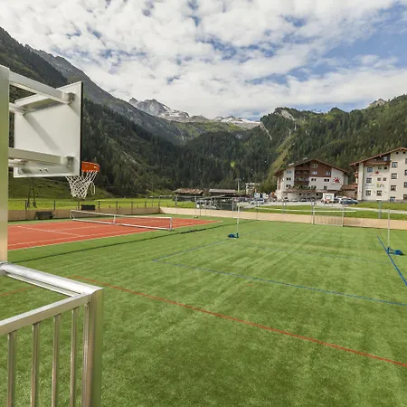 Kinder-&gletscherhotel Hintertuxerhof Hotel 4*
