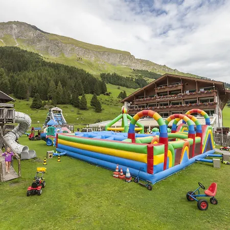 Kinder- & Gletscherhotel Hintertuxerhof Hotel 4*