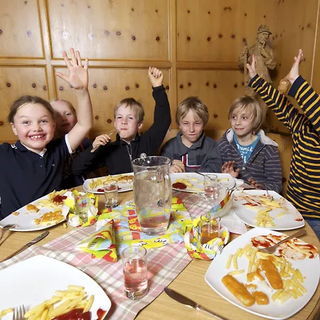 Hotel Kinder- & Gletscherhotel Hintertuxerhof Tux