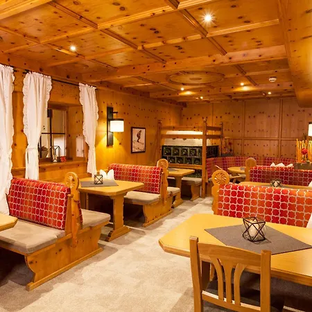 Hotel Kinder- & Gletscherhotel Hintertuxerhof Tux