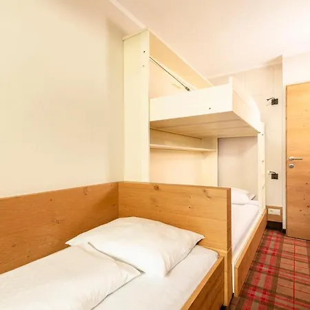 Kinder-&gletscherhotel Hintertuxerhof 4* Tux