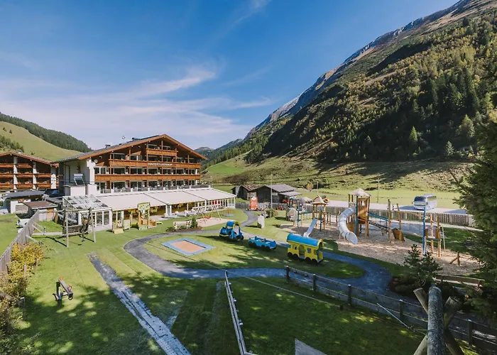 Hotell Kinder- & Gletscherhotel Hintertuxerhof 4*