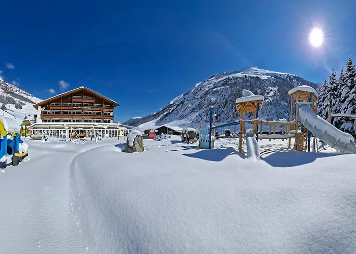 Отель Kinder- & Gletscherhotel Hintertuxerhof Тукс