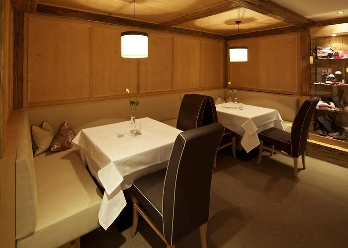 Kinder- & Gletscherhotel Hintertuxerhof Hotell 4*