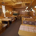 מלון Kinder- & Gletscherhotel Hintertuxerhof 4*