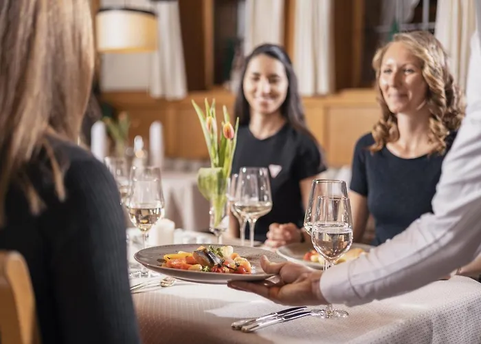 Kinder- & Gletscherhotel Hintertuxerhof 4* טוקס