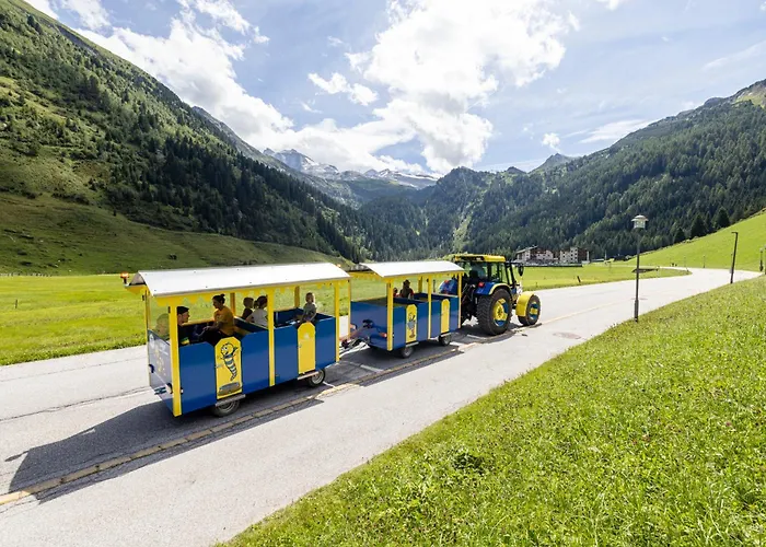 Kinder- & Gletscherhotel Hintertuxerhof מלון