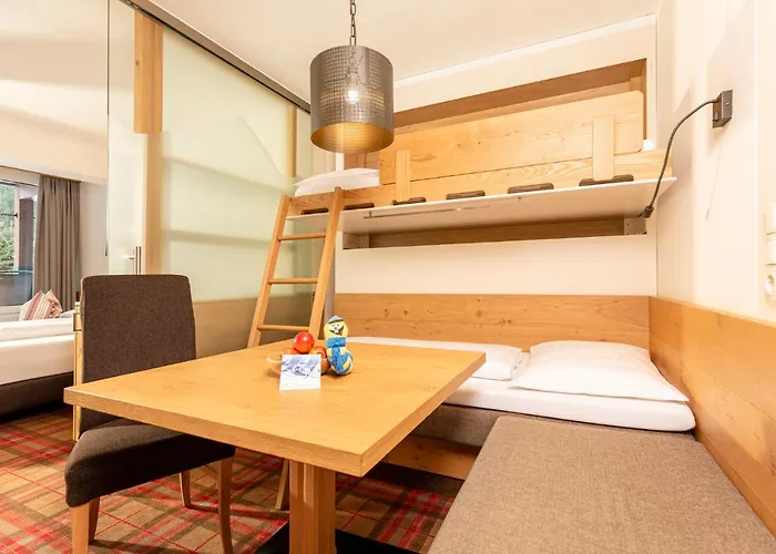 מלון Kinder- & Gletscherhotel Hintertuxerhof טוקס